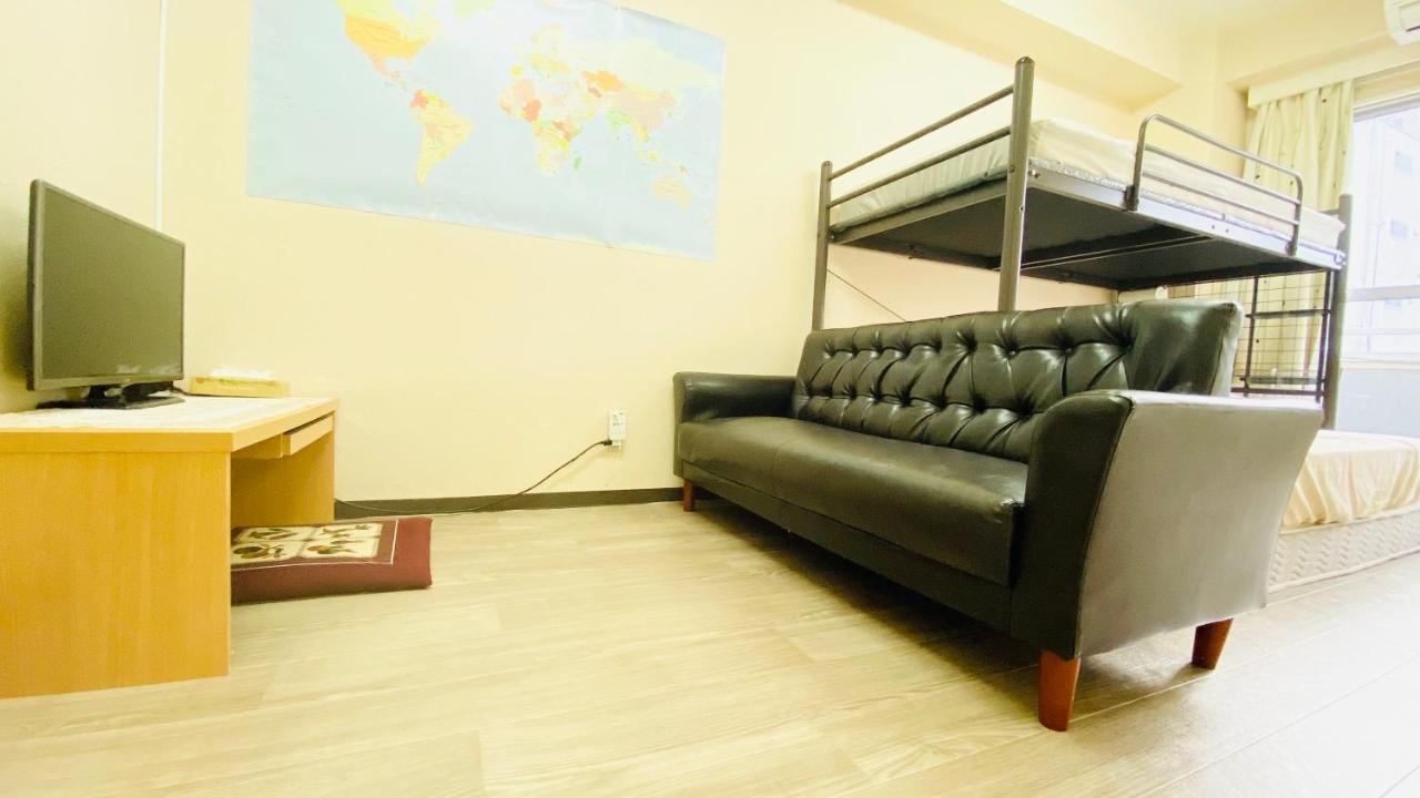 Guest House B'S Fiveⅱ Osaka Buitenkant foto